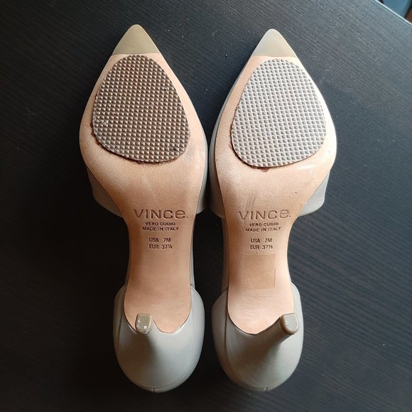 NWOT Classy Vince D'orsay Heels - Picture 5 of 7